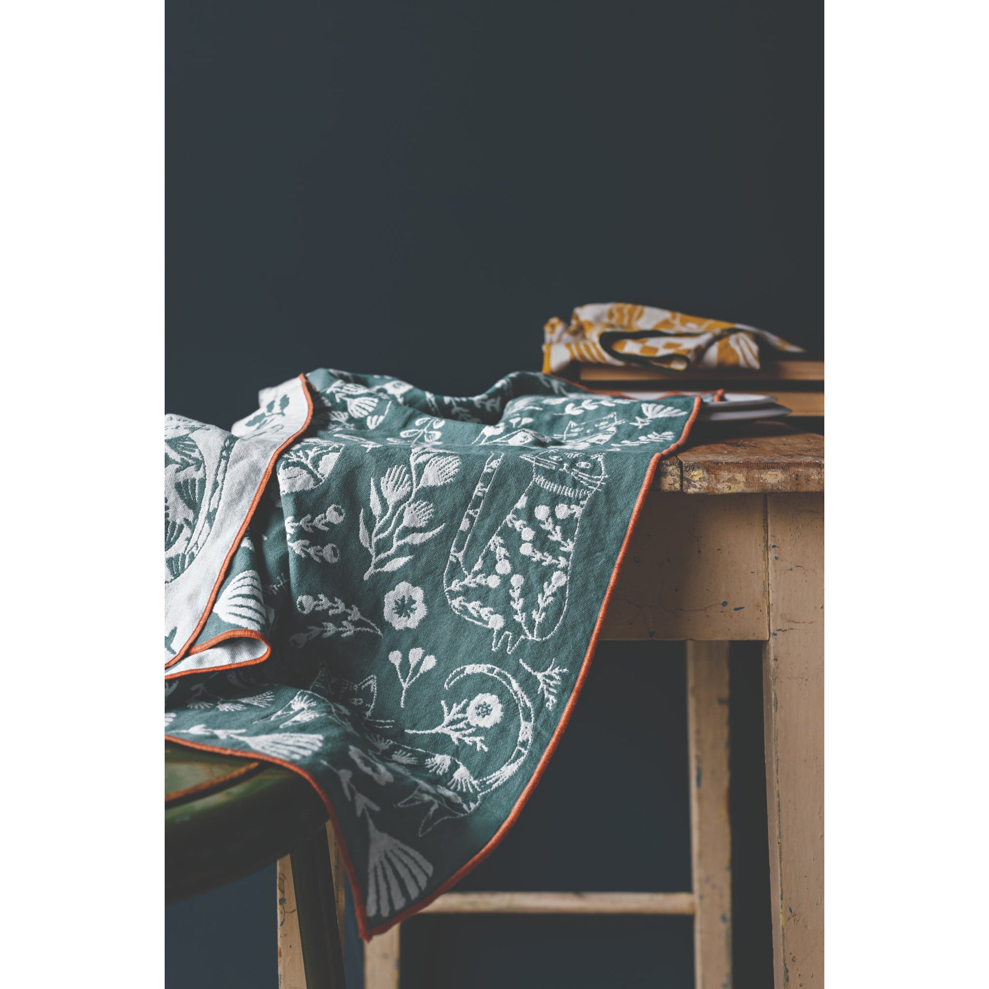"Catbloom": Double Cloth Dishtowel - Tiny Tiger Gift Shop